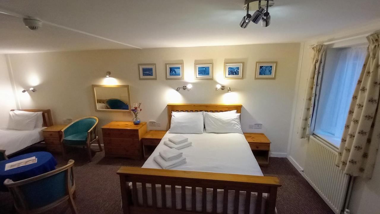 Ivybridge Guesthouse Fishguard Esterno foto