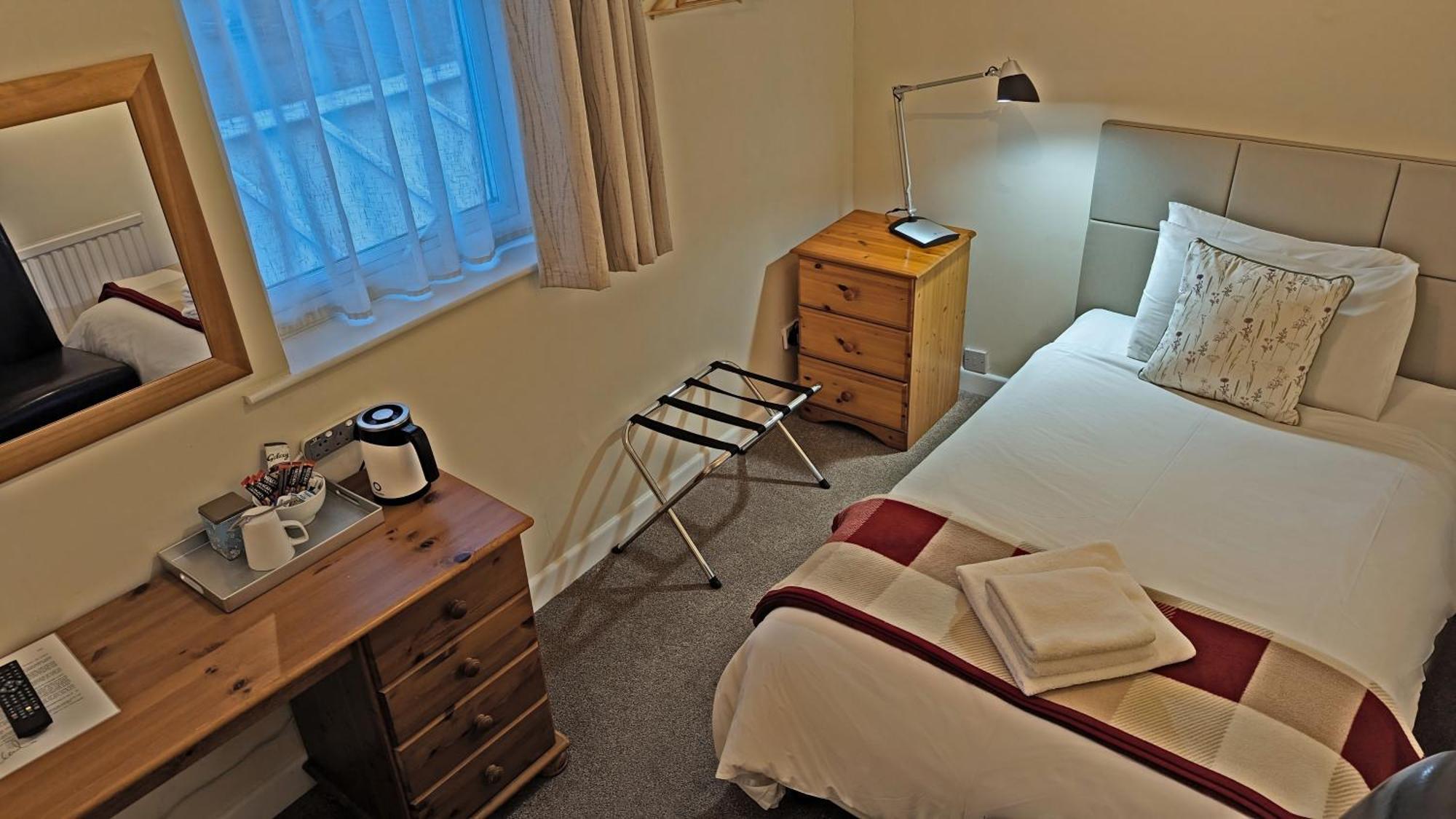 Ivybridge Guesthouse Fishguard Esterno foto