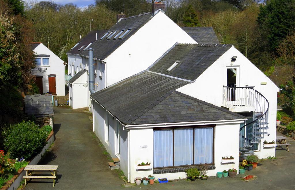 Ivybridge Guesthouse Fishguard Esterno foto